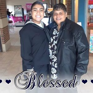 Meet your Posher, Gloria